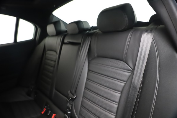 New 2020 Alfa Romeo Giulia Ti Sport Q4 for sale $56,690 at Aston Martin of Greenwich in Greenwich CT 06830 18