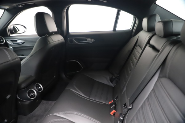 New 2020 Alfa Romeo Giulia Ti Sport Q4 for sale $56,690 at Aston Martin of Greenwich in Greenwich CT 06830 19