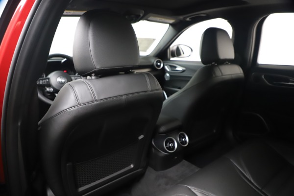 New 2020 Alfa Romeo Giulia Ti Sport Q4 for sale $56,690 at Aston Martin of Greenwich in Greenwich CT 06830 20