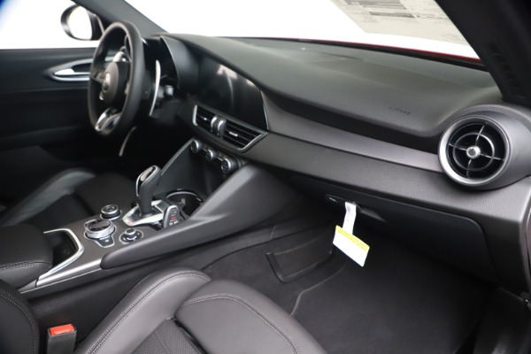 New 2020 Alfa Romeo Giulia Ti Sport Q4 for sale $56,690 at Aston Martin of Greenwich in Greenwich CT 06830 22