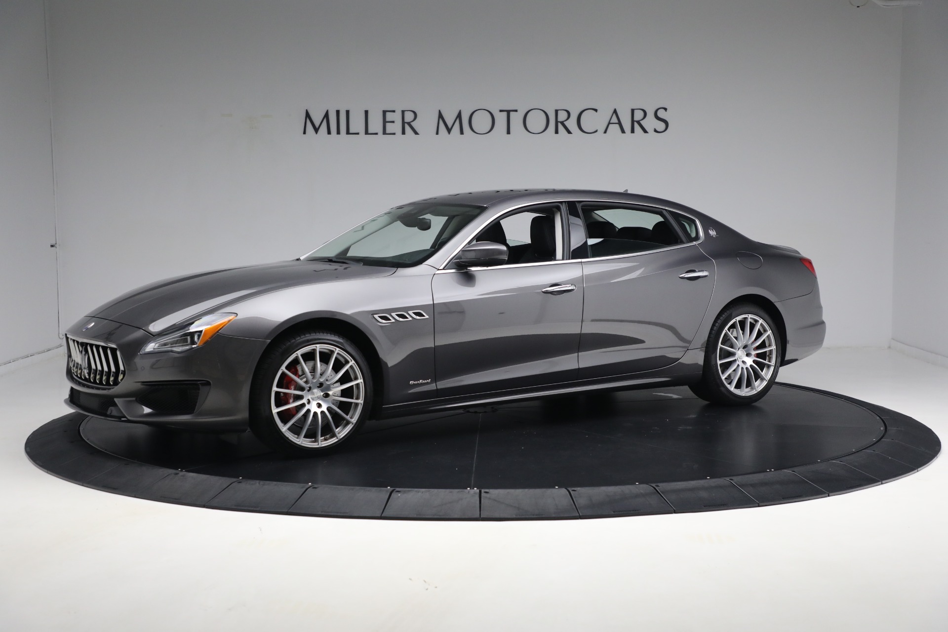 Used 2020 Maserati Quattroporte S Q4 GranSport for sale Sold at Aston Martin of Greenwich in Greenwich CT 06830 1