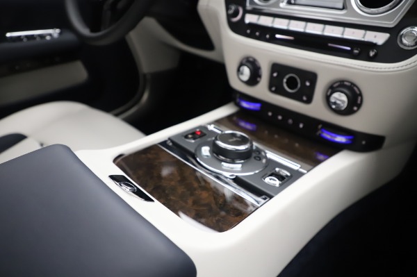 Used 2020 Rolls-Royce Dawn for sale Call for price at Aston Martin of Greenwich in Greenwich CT 06830 25