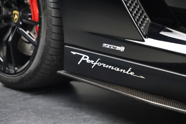 Used 2013 Lamborghini Gallardo LP 570-4 Spyder Performante for sale Sold at Aston Martin of Greenwich in Greenwich CT 06830 28