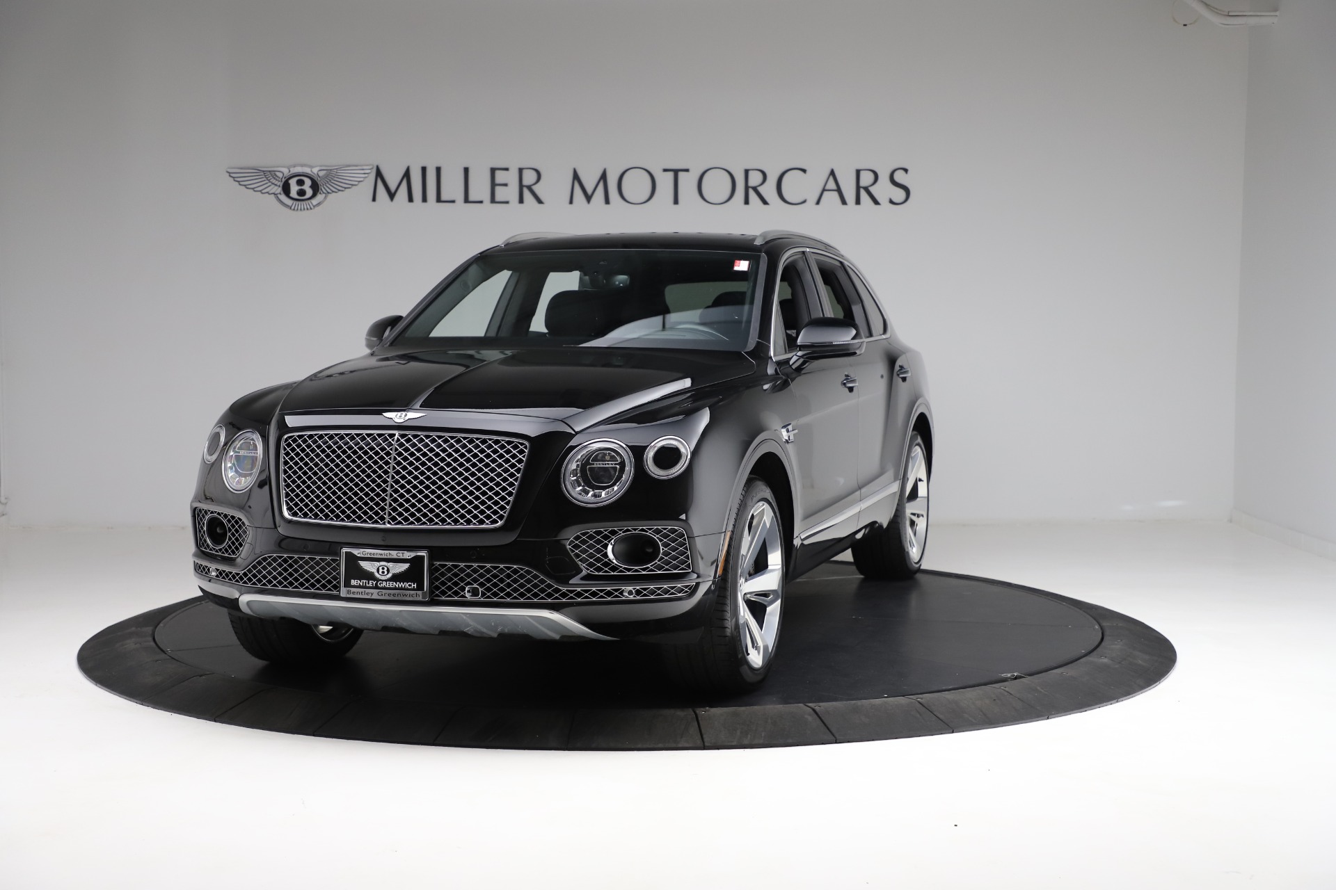 Used 2017 Bentley Bentayga W12 for sale Sold at Aston Martin of Greenwich in Greenwich CT 06830 1