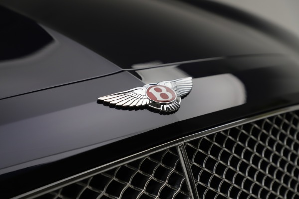 Used 2016 Bentley Flying Spur V8 for sale $114,900 at Aston Martin of Greenwich in Greenwich CT 06830 14