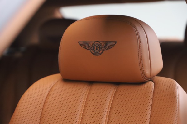 Used 2016 Bentley Flying Spur V8 for sale $114,900 at Aston Martin of Greenwich in Greenwich CT 06830 20
