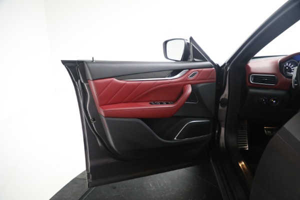 Used 2020 Maserati Levante Q4 GranSport for sale $57,900 at Aston Martin of Greenwich in Greenwich CT 06830 19