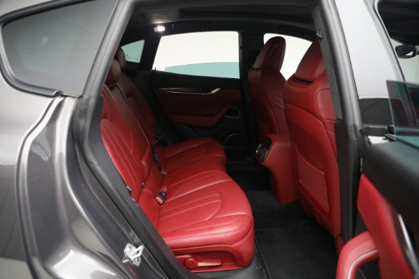 Used 2020 Maserati Levante Q4 GranSport for sale $57,900 at Aston Martin of Greenwich in Greenwich CT 06830 24