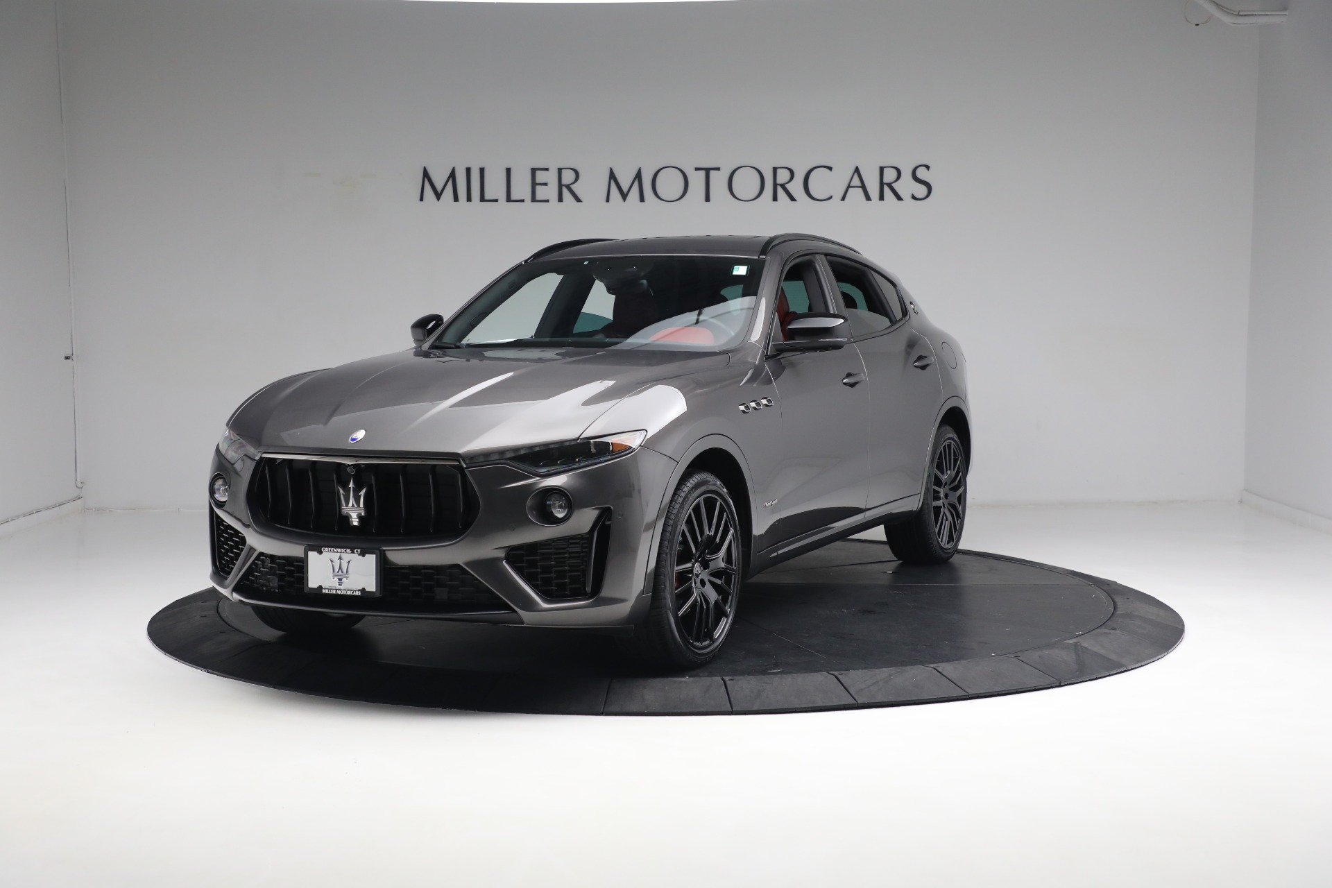 Used 2020 Maserati Levante Q4 GranSport for sale $57,900 at Aston Martin of Greenwich in Greenwich CT 06830 1