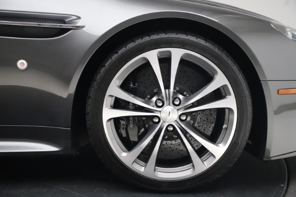 Used 2012 Aston Martin V12 Vantage Coupe for sale Sold at Aston Martin of Greenwich in Greenwich CT 06830 20