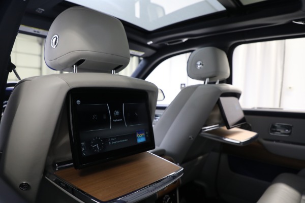 Used 2019 Rolls-Royce Cullinan for sale $276,900 at Aston Martin of Greenwich in Greenwich CT 06830 16