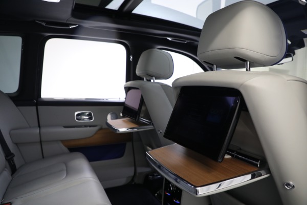 Used 2019 Rolls-Royce Cullinan for sale $276,900 at Aston Martin of Greenwich in Greenwich CT 06830 22