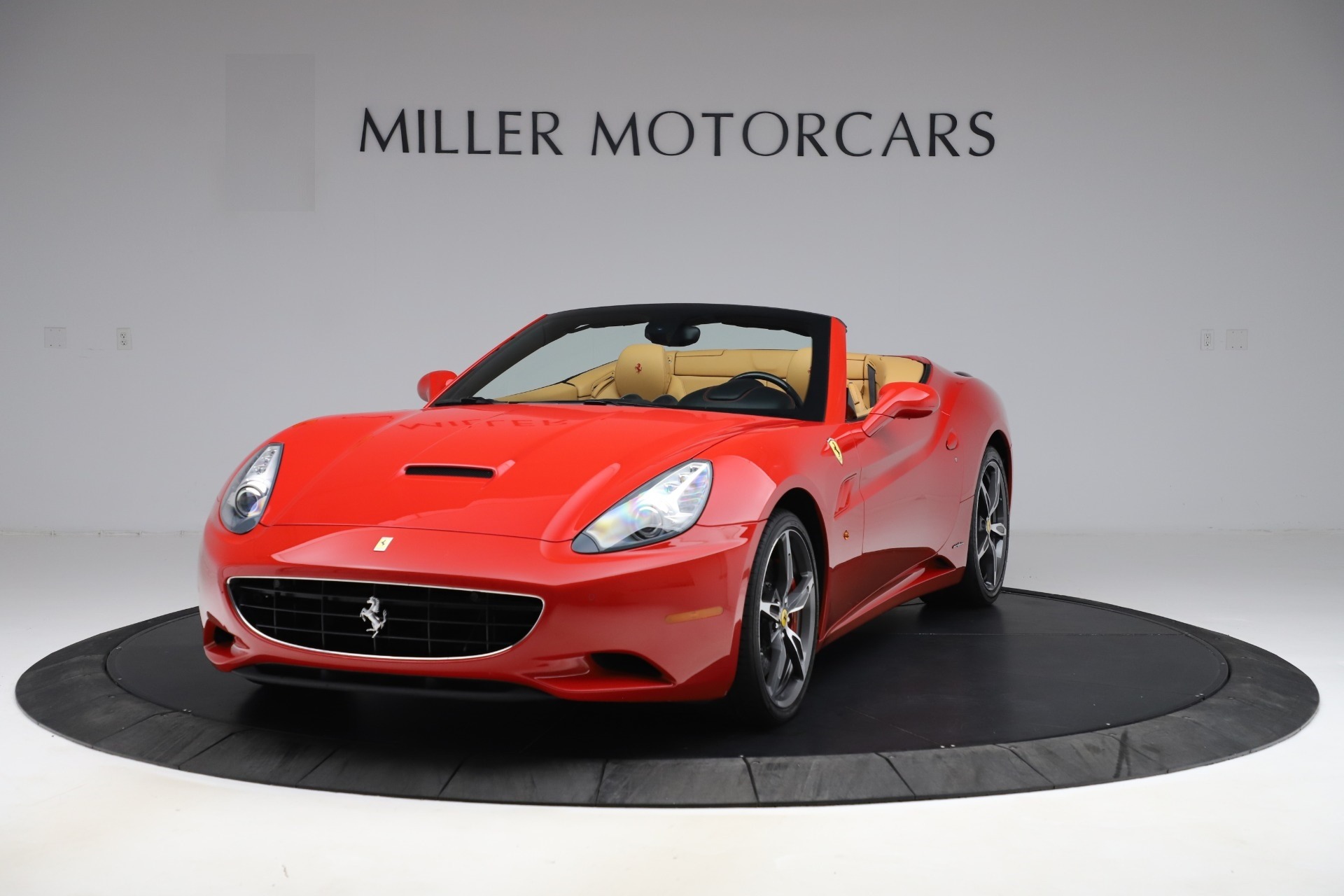 Used 2014 Ferrari California 30 for sale Sold at Aston Martin of Greenwich in Greenwich CT 06830 1