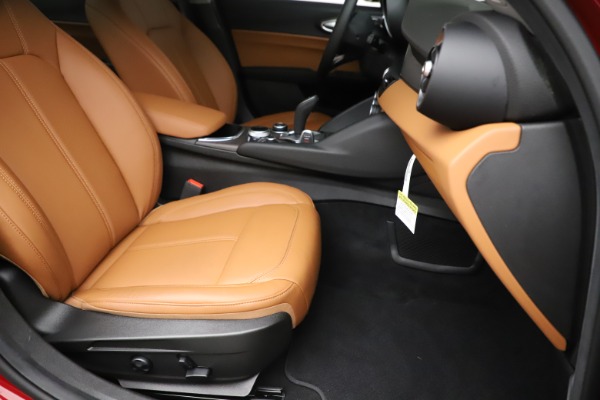 New 2020 Alfa Romeo Giulia Ti Q4 for sale Sold at Miller Motorcars Aston Martin in Greenwich CT 06830 24
