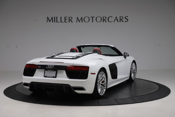 Used 2017 Audi R8 5.2 quattro V10 Spyder for sale Sold at Aston Martin of Greenwich in Greenwich CT 06830 7