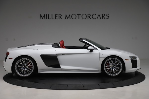 Used 2017 Audi R8 5.2 quattro V10 Spyder for sale Sold at Aston Martin of Greenwich in Greenwich CT 06830 9