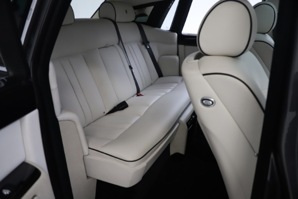 Used 2013 Rolls-Royce Phantom for sale Sold at Aston Martin of Greenwich in Greenwich CT 06830 20