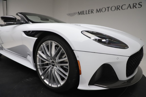 New 2020 Aston Martin DBS Superleggera Volante Convertible for sale $353,931 at Aston Martin of Greenwich in Greenwich CT 06830 24