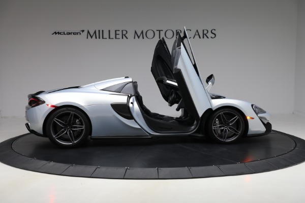 Used 2020 McLaren 570S Spider Convertible for sale Sold at Aston Martin of Greenwich in Greenwich CT 06830 19