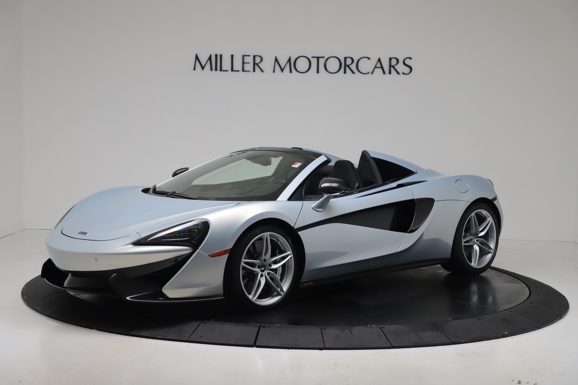 Used 2020 McLaren 570S Spider Convertible for sale $184,900 at Aston Martin of Greenwich in Greenwich CT 06830 1
