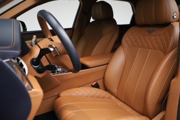 Used 2017 Bentley Bentayga W12 for sale Sold at Aston Martin of Greenwich in Greenwich CT 06830 15