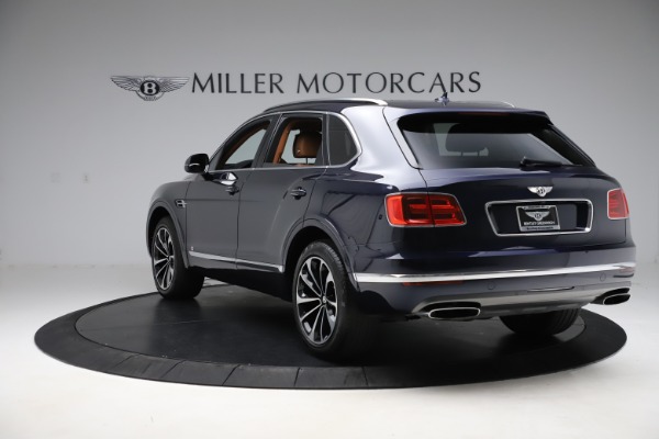 Used 2017 Bentley Bentayga W12 for sale Sold at Aston Martin of Greenwich in Greenwich CT 06830 5