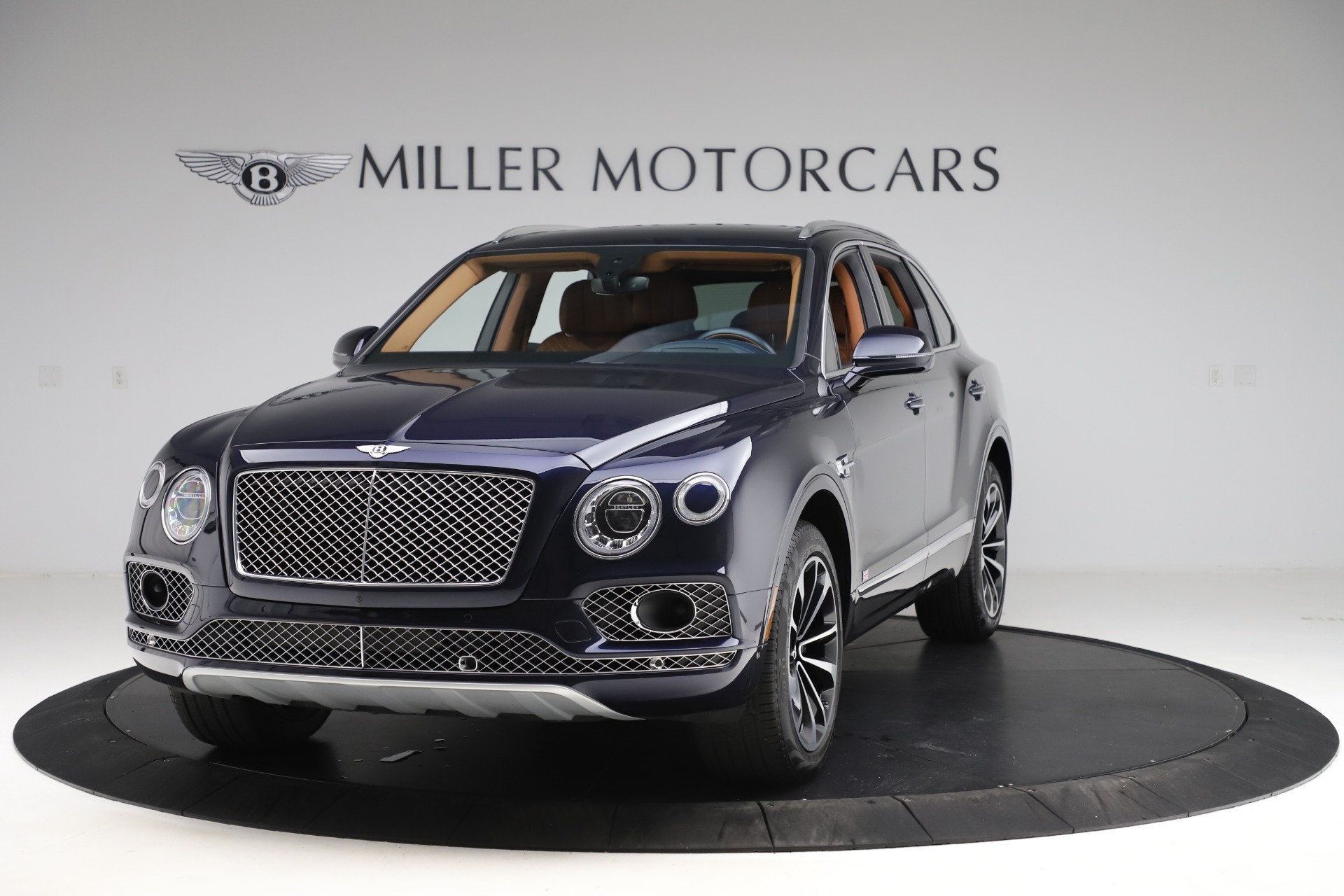 Used 2017 Bentley Bentayga W12 for sale Sold at Aston Martin of Greenwich in Greenwich CT 06830 1