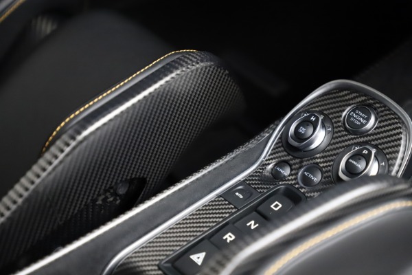 Used 2019 McLaren 600LT for sale $255,900 at Aston Martin of Greenwich in Greenwich CT 06830 23