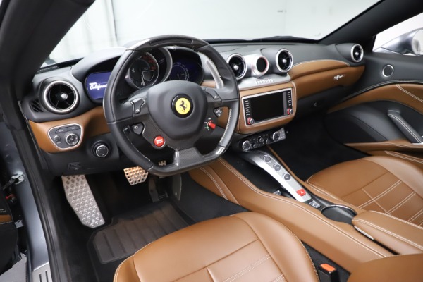 Used 2016 Ferrari California T for sale Sold at Aston Martin of Greenwich in Greenwich CT 06830 25