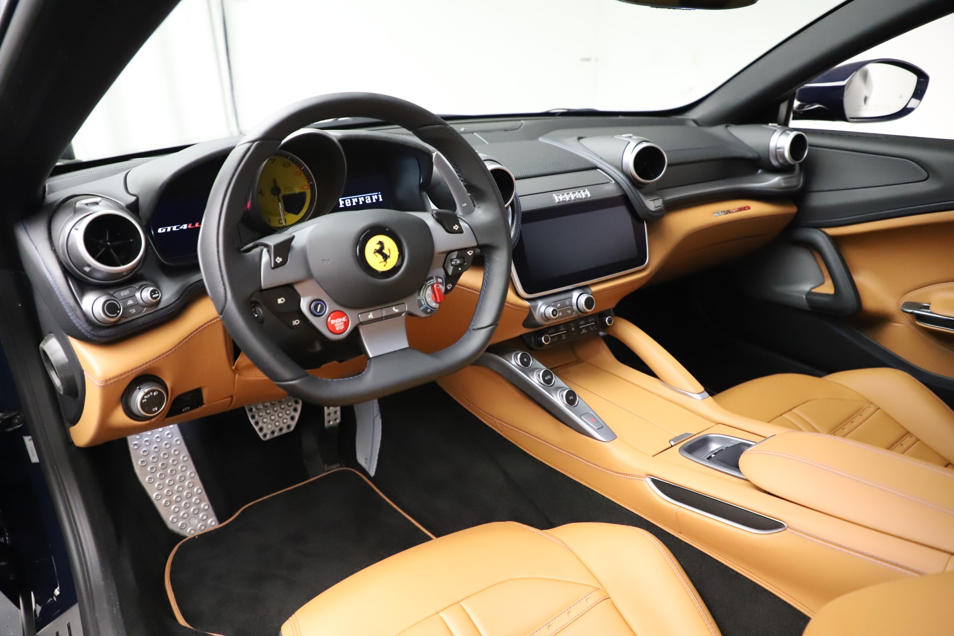 Ferrari gtc4lusso Interior