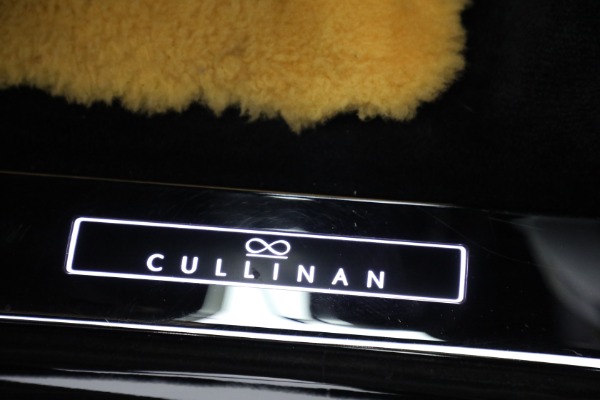 Used 2020 Rolls-Royce Cullinan Black Badge for sale $499,900 at Aston Martin of Greenwich in Greenwich CT 06830 25
