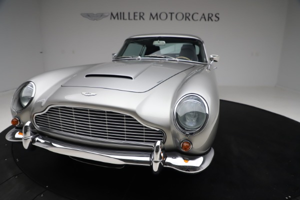Used 1964 Aston Martin DB5 for sale Sold at Aston Martin of Greenwich in Greenwich CT 06830 13