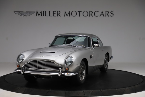 Used 1964 Aston Martin DB5 for sale Sold at Aston Martin of Greenwich in Greenwich CT 06830 2