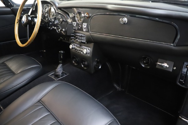 Used 1964 Aston Martin DB5 for sale Sold at Aston Martin of Greenwich in Greenwich CT 06830 26