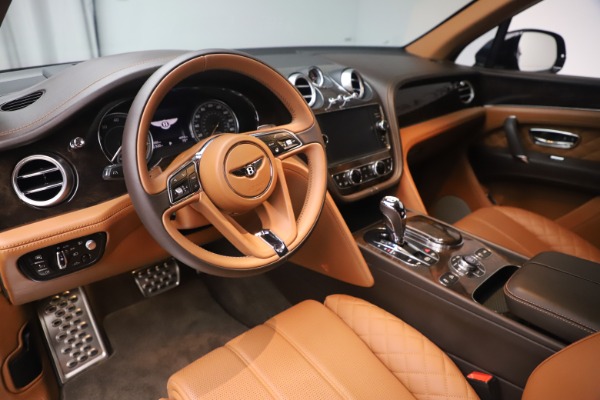 Used 2017 Bentley Bentayga W12 for sale $139,900 at Aston Martin of Greenwich in Greenwich CT 06830 15