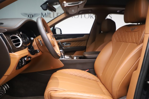 Used 2017 Bentley Bentayga W12 for sale $139,900 at Aston Martin of Greenwich in Greenwich CT 06830 16