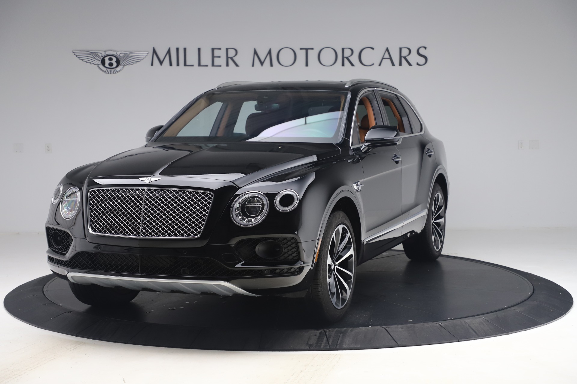 Used 2017 Bentley Bentayga W12 for sale $139,900 at Aston Martin of Greenwich in Greenwich CT 06830 1