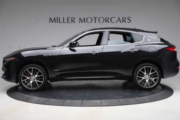 Used 2018 Maserati Levante GranSport for sale Sold at Aston Martin of Greenwich in Greenwich CT 06830 3