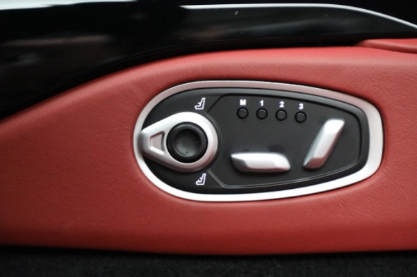 Used 2020 Aston Martin Vantage for sale Sold at Aston Martin of Greenwich in Greenwich CT 06830 18