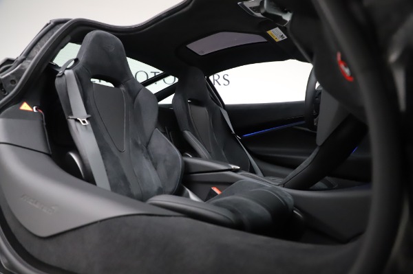 Used 2020 McLaren 720S Performance for sale $284,900 at Aston Martin of Greenwich in Greenwich CT 06830 20