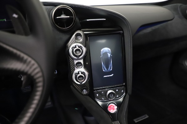 Used 2020 McLaren 720S Performance for sale $284,900 at Aston Martin of Greenwich in Greenwich CT 06830 25