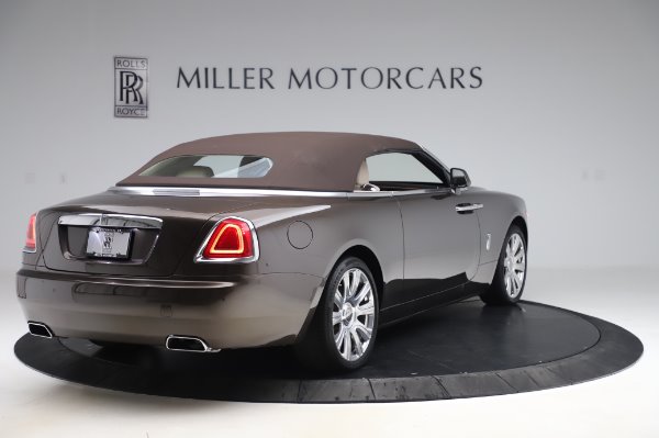 Used 2017 Rolls-Royce Dawn for sale Sold at Aston Martin of Greenwich in Greenwich CT 06830 17