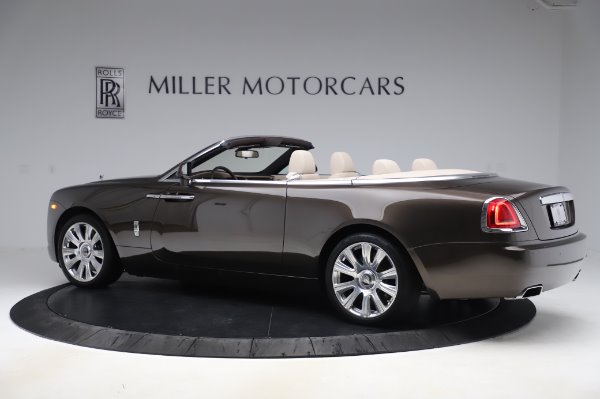 Used 2017 Rolls-Royce Dawn Base for sale $248,900 at Aston Martin of Greenwich in Greenwich CT 06830 5