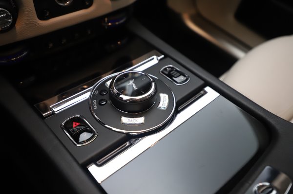 Used 2015 Rolls-Royce Ghost for sale $159,900 at Aston Martin of Greenwich in Greenwich CT 06830 20