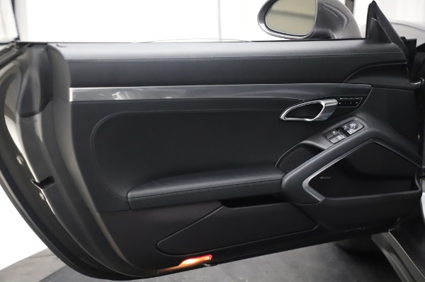 Used 2015 Porsche 911 Turbo for sale $123,900 at Aston Martin of Greenwich in Greenwich CT 06830 16