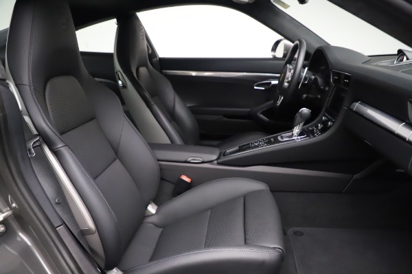 Used 2015 Porsche 911 Turbo for sale $123,900 at Aston Martin of Greenwich in Greenwich CT 06830 18