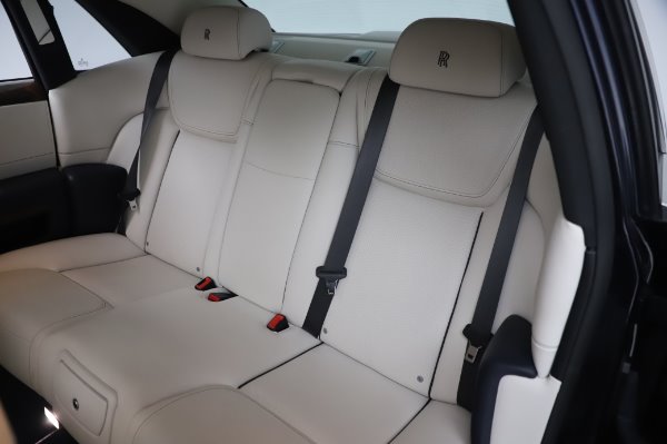 Used 2016 Rolls-Royce Ghost for sale $173,900 at Aston Martin of Greenwich in Greenwich CT 06830 16