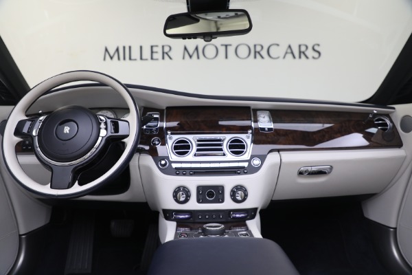 Used 2017 Rolls-Royce Dawn for sale $244,900 at Aston Martin of Greenwich in Greenwich CT 06830 4