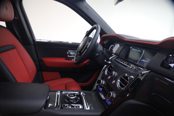 Used 2020 Rolls-Royce Cullinan Black Badge for sale $299,900 at Miller Motorcars Aston Martin in Greenwich CT 06830 22