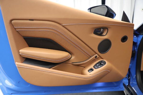 New 2021 Aston Martin Vantage Roadster for sale Sold at Aston Martin of Greenwich in Greenwich CT 06830 16